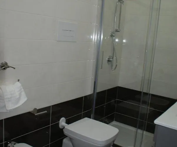 Metropolitan Rc לינה וארוחת בוקר