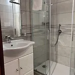 Metropolitan Rc Bed and breakfast 3*
