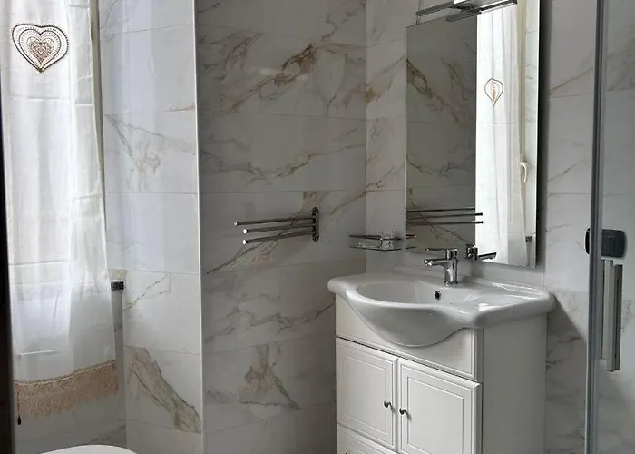 Alojamento de Acomodação e Pequeno-almoço Metropolitan Rc Reggio di Calabria