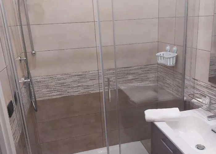 Alojamento de Acomodação e Pequeno-almoço Metropolitan Rc